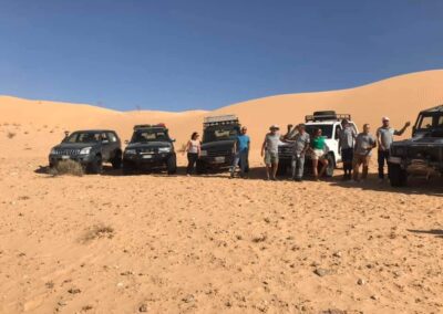 Algerien-Fahrer vor den Geländewagen